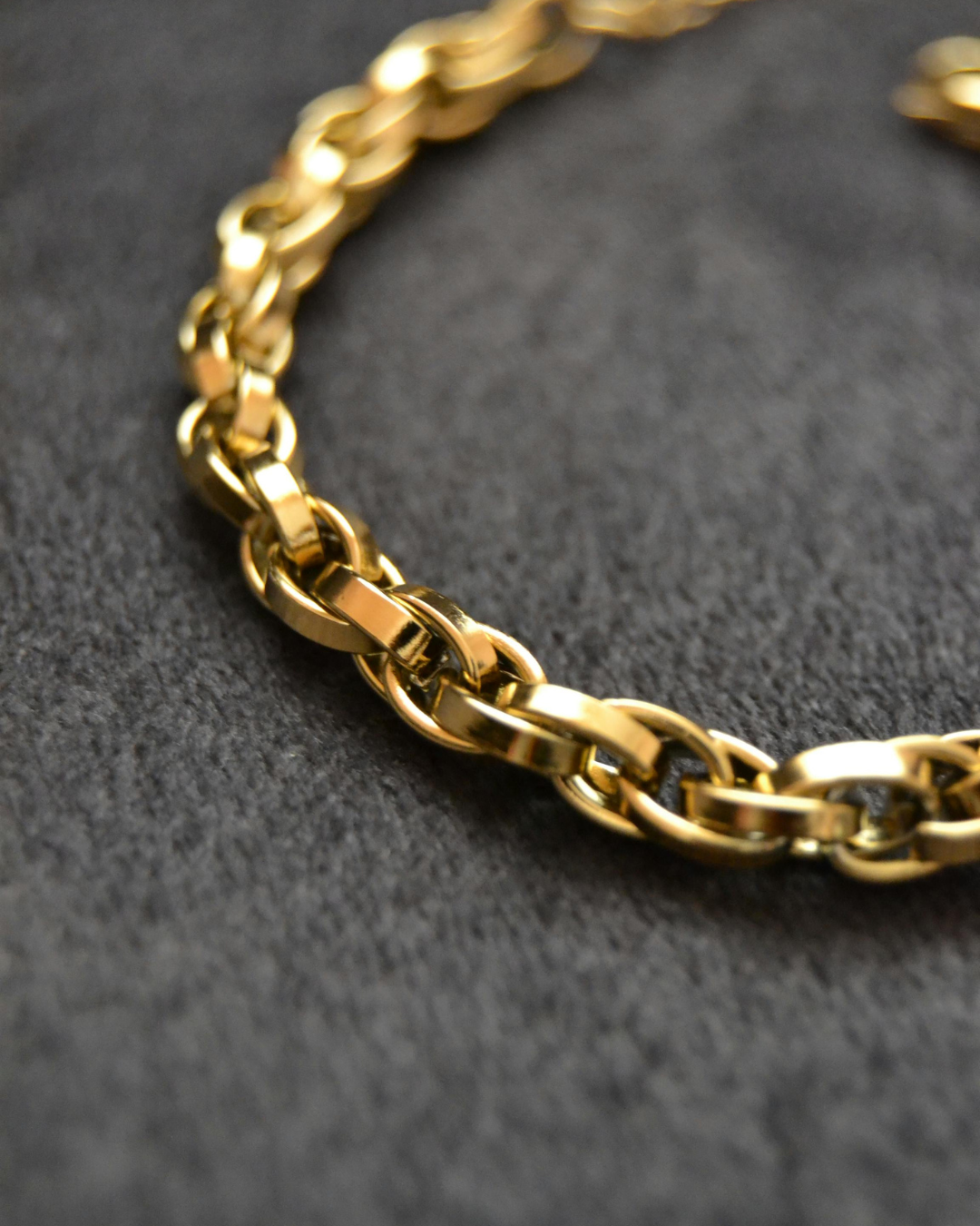 Brazalete de oro