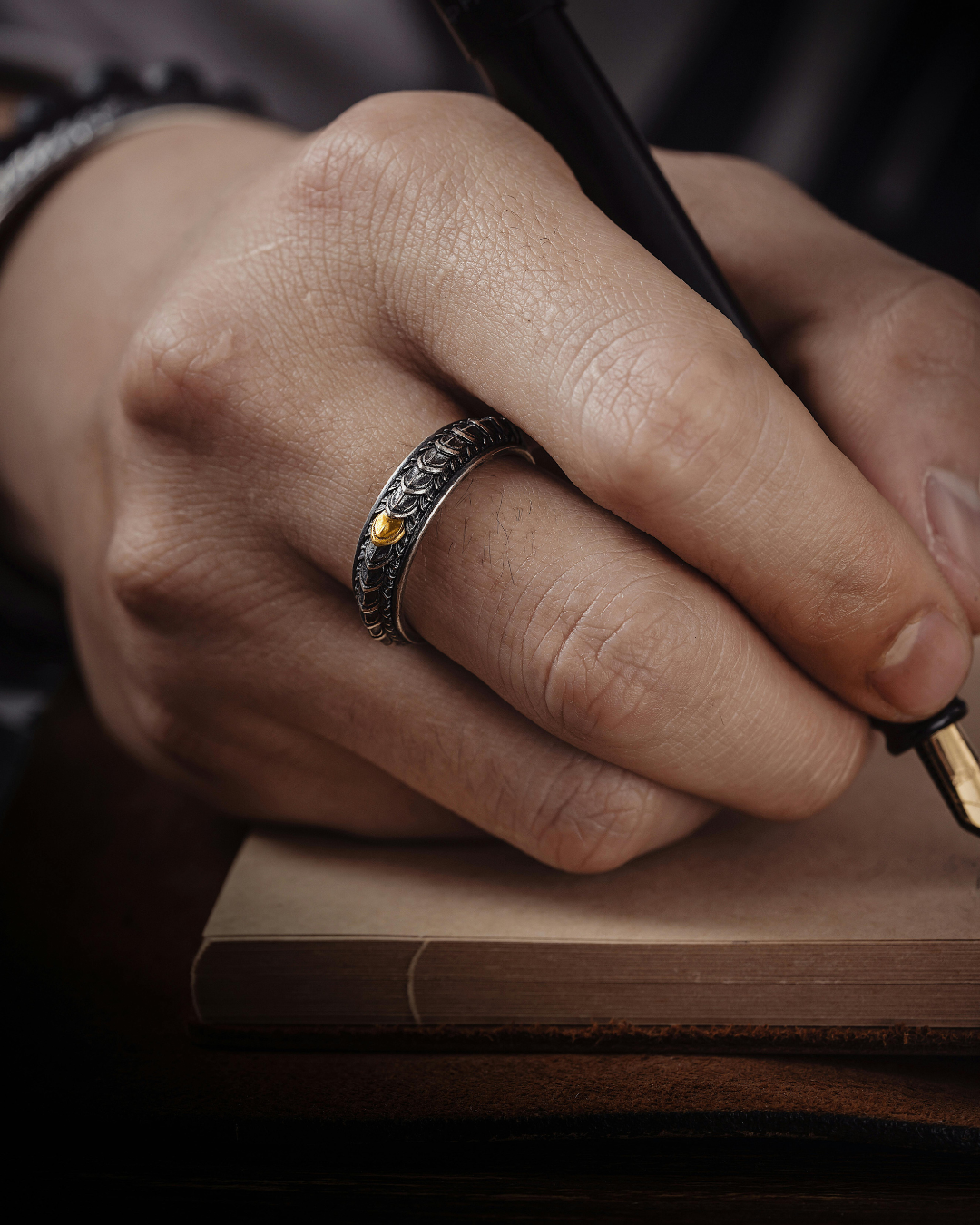 Anillo "Piel de Dragón"